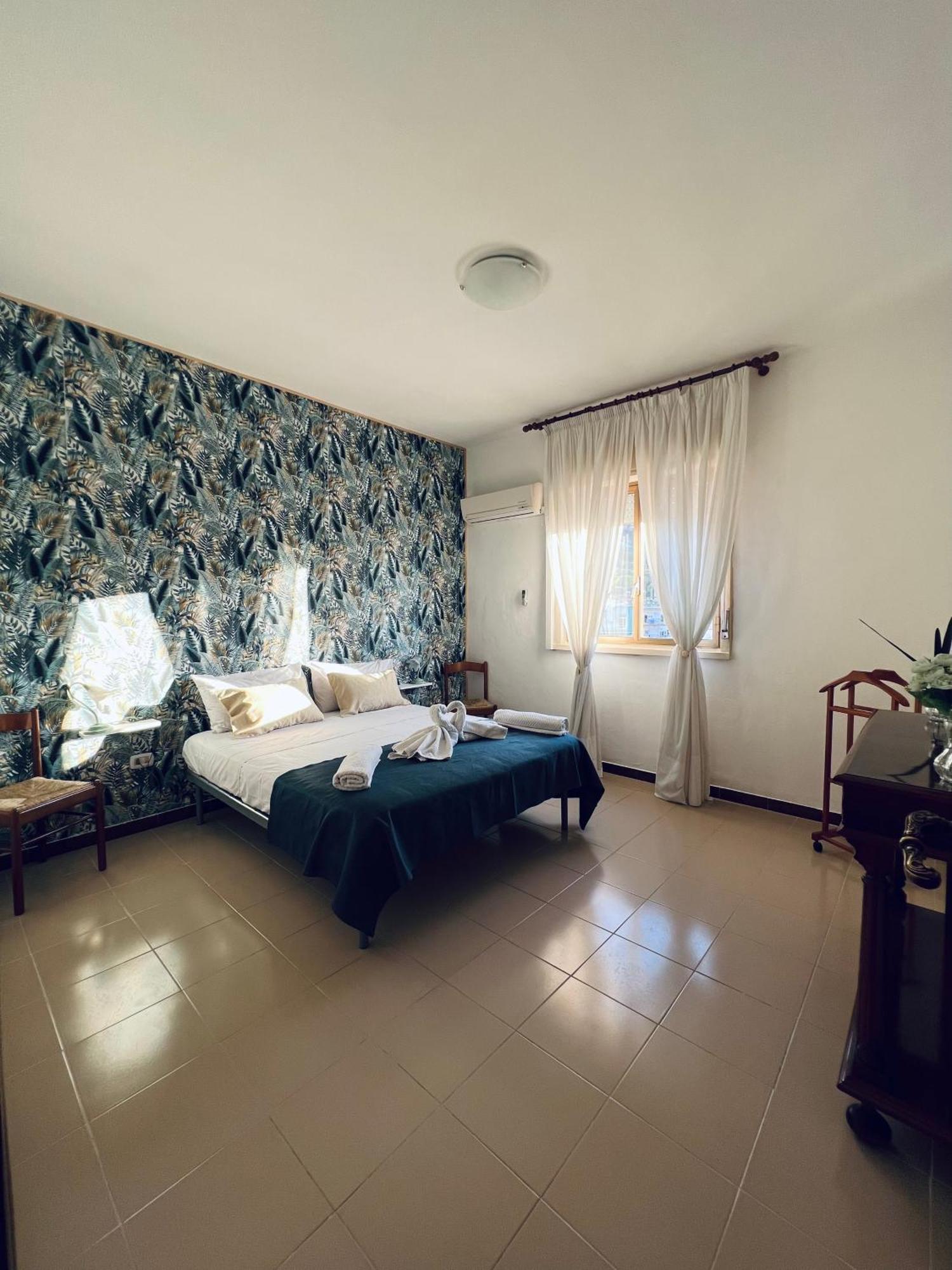 Appartamento Sun House Palermo Esterno foto
